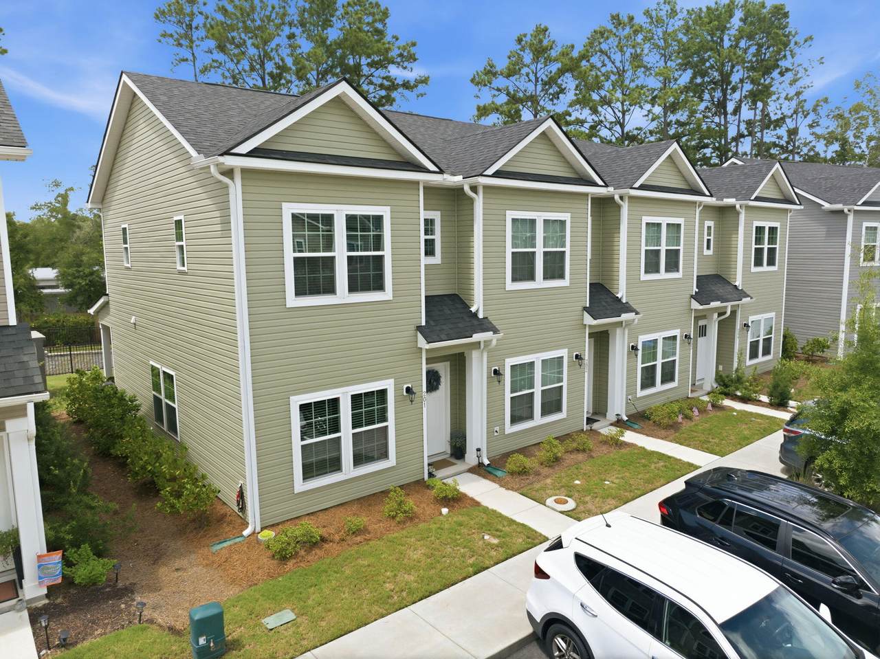 https://bt-photos.global.ssl.fastly.net/charleston/1280_boomver_1_26022632-2.jpg