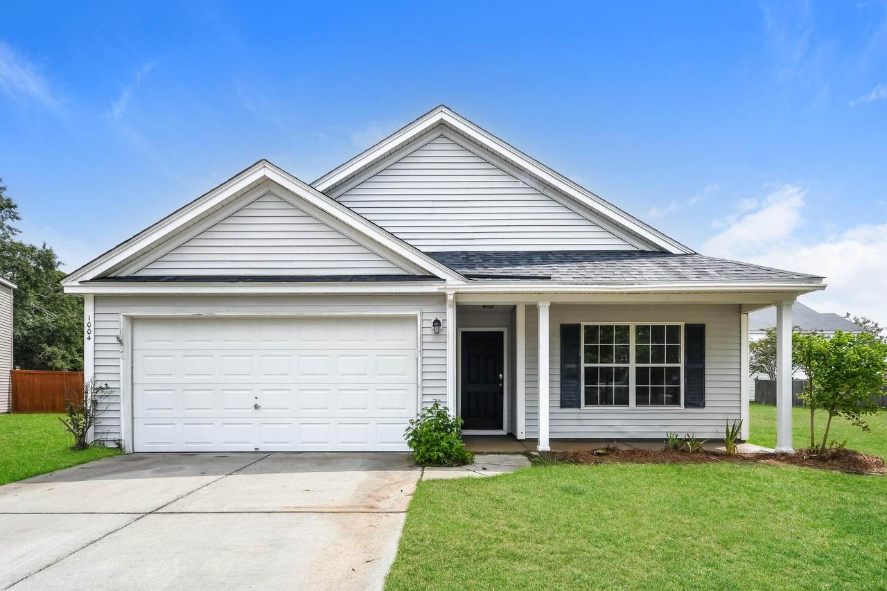 1004 Friartuck Trail - Photo 1