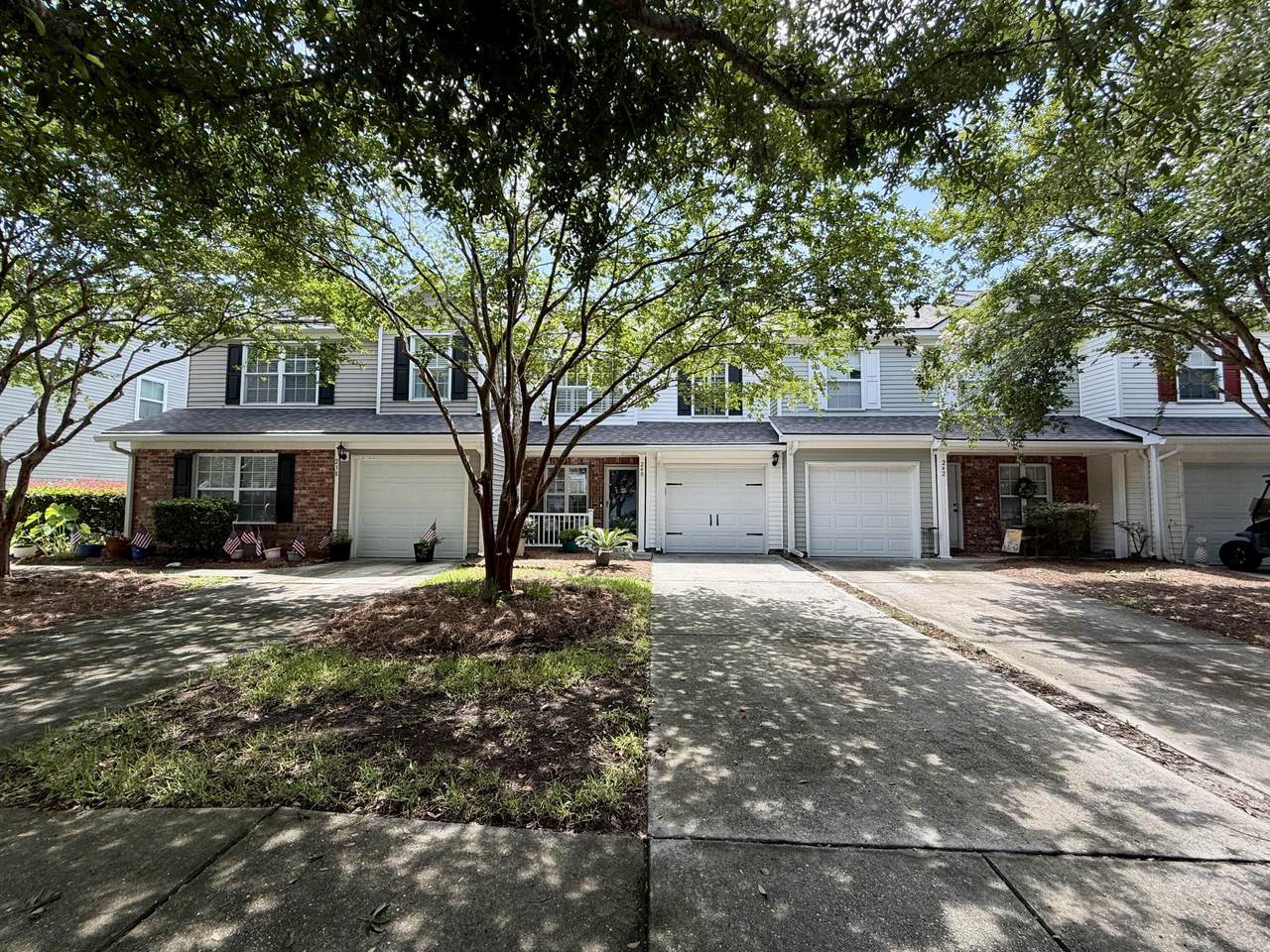 240 Larissa Drive - Photo 1