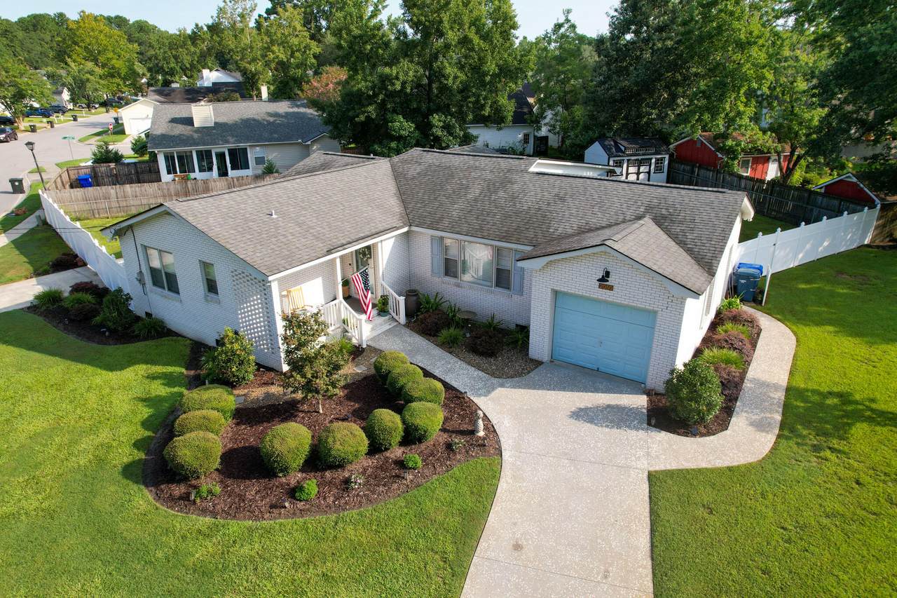 2050 Piper Drive - Photo 1