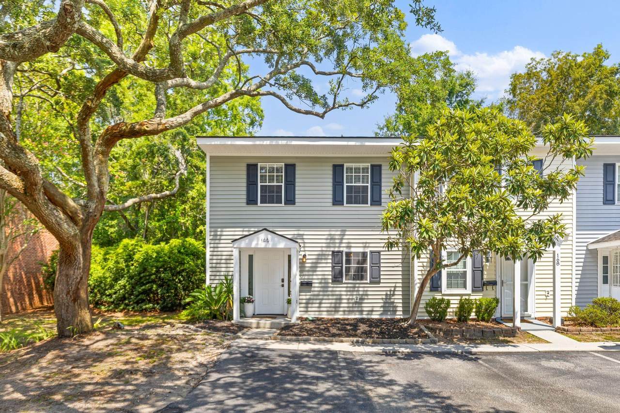 166 Heritage Circle - Photo 1