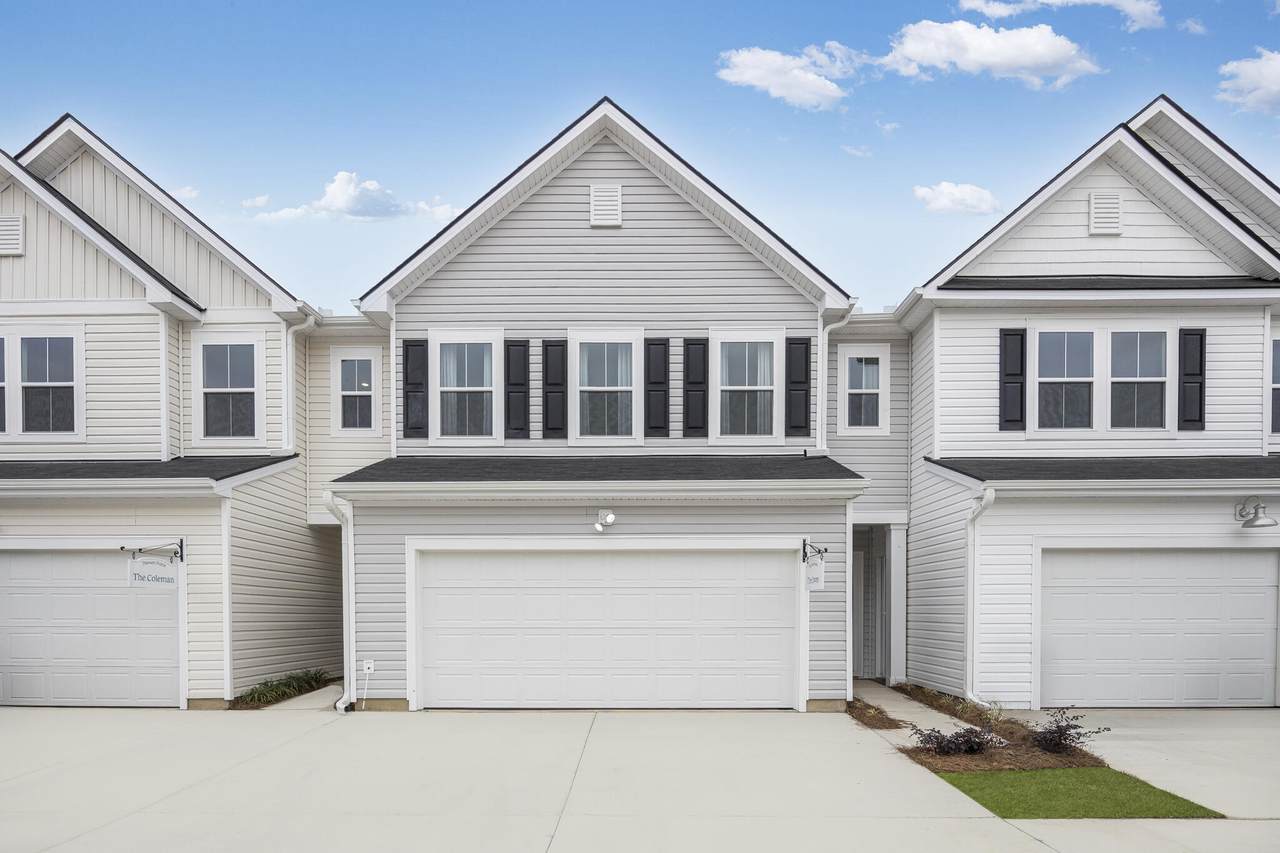104 Green Thistle Way - Photo 1