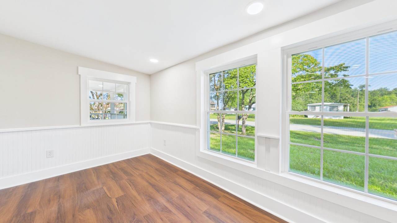 402 Lake Moultrie - Photo 1