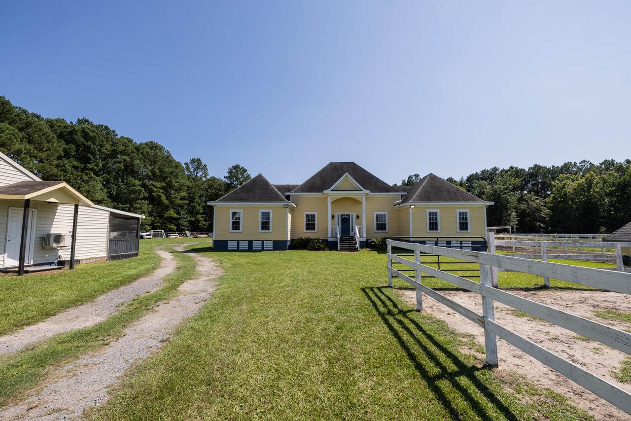 https://bt-photos.global.ssl.fastly.net/charleston/1280_boomver_1_26023772-2.jpg