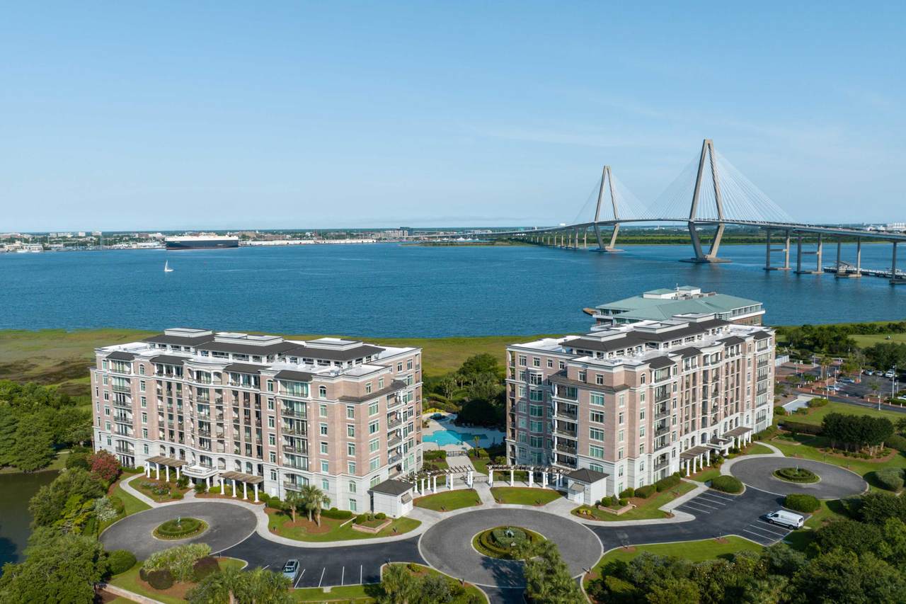 176 Plaza Court - Photo 1
