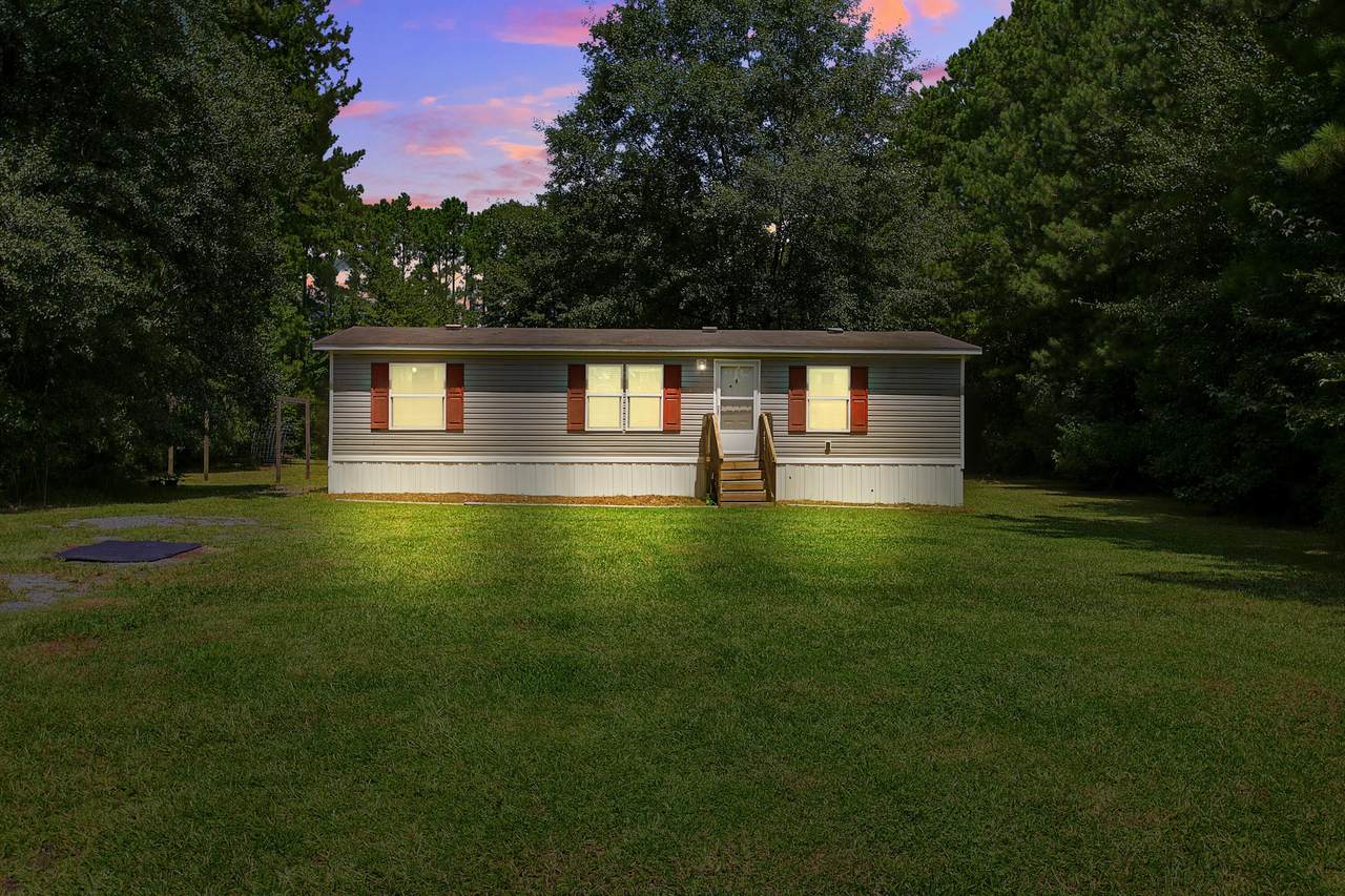 1308 Black Tom Road - Photo 1