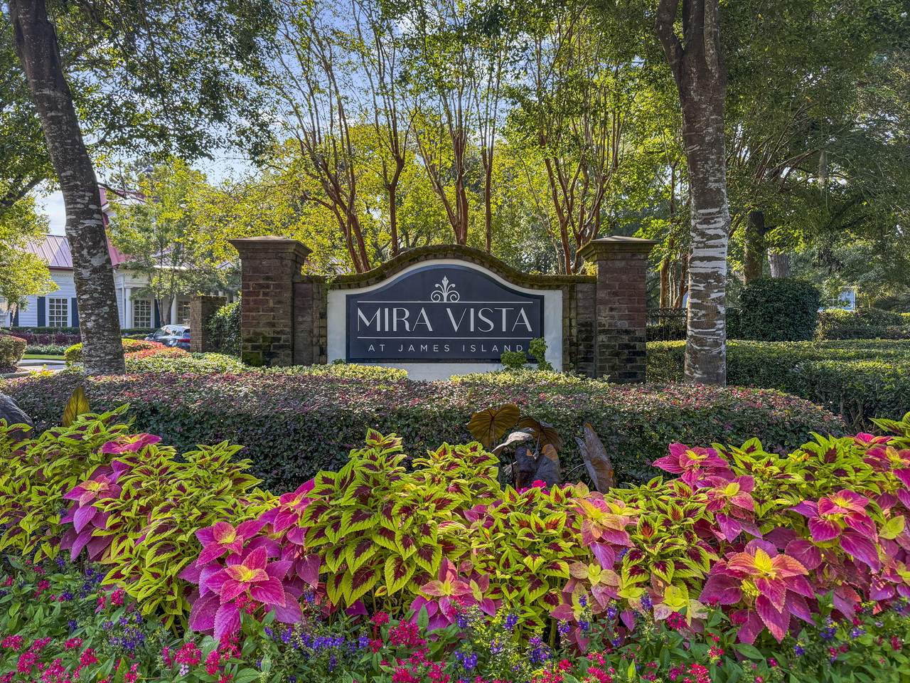 1012 Telfair Way - Photo 1