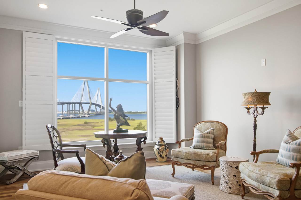 https://bt-photos.global.ssl.fastly.net/charleston/1280_boomver_1_26024436-2.jpg