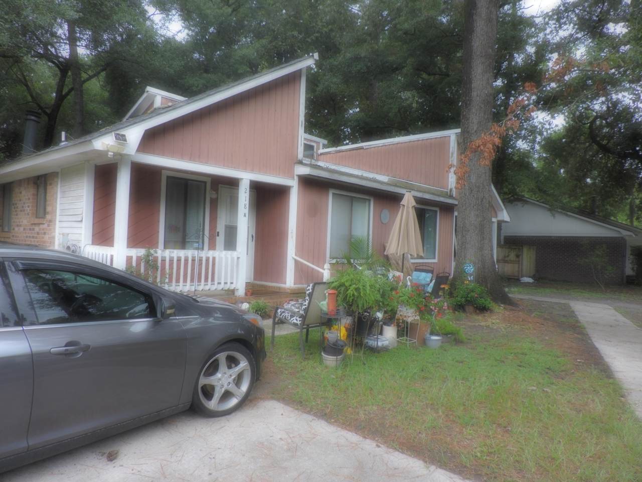 218 Parlor Drive - Photo 1