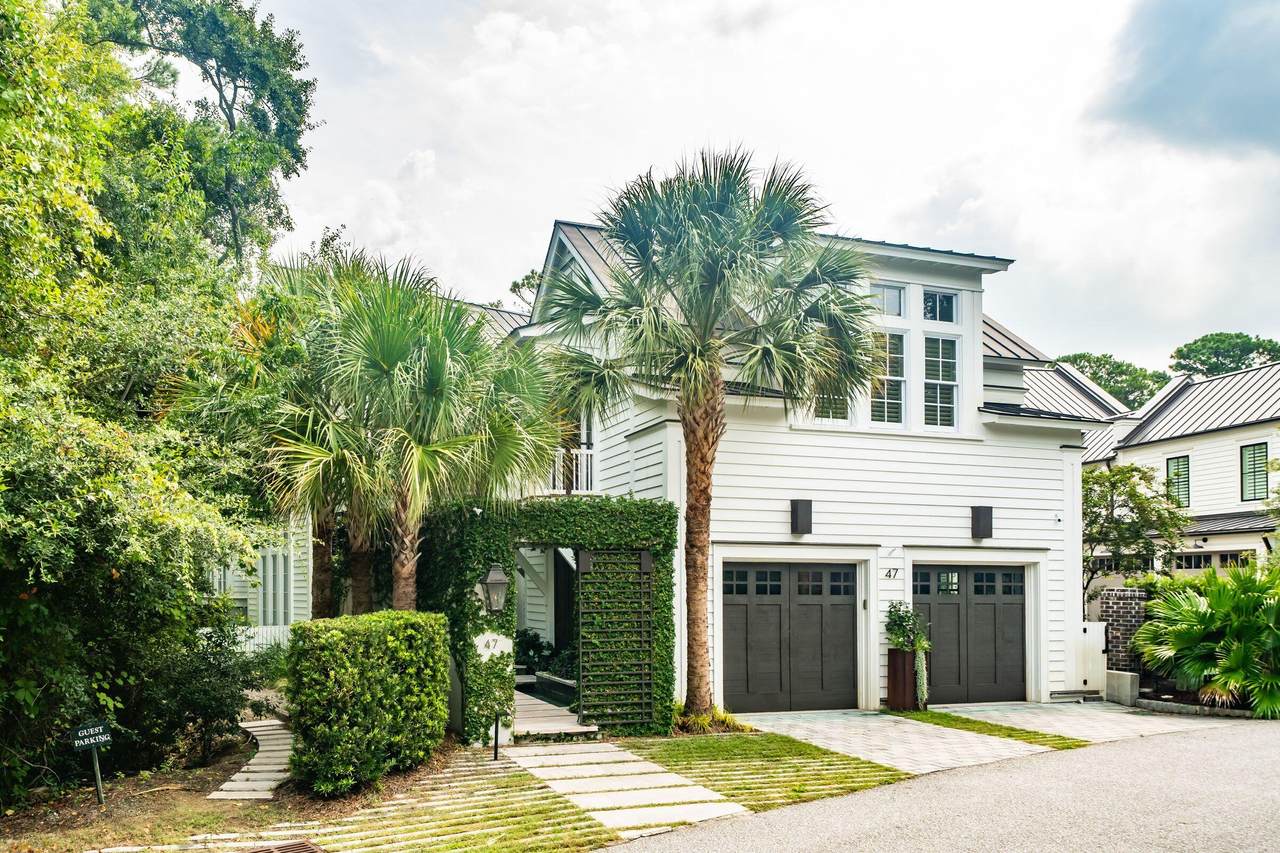 47 Robert Mills Circle - Photo 1