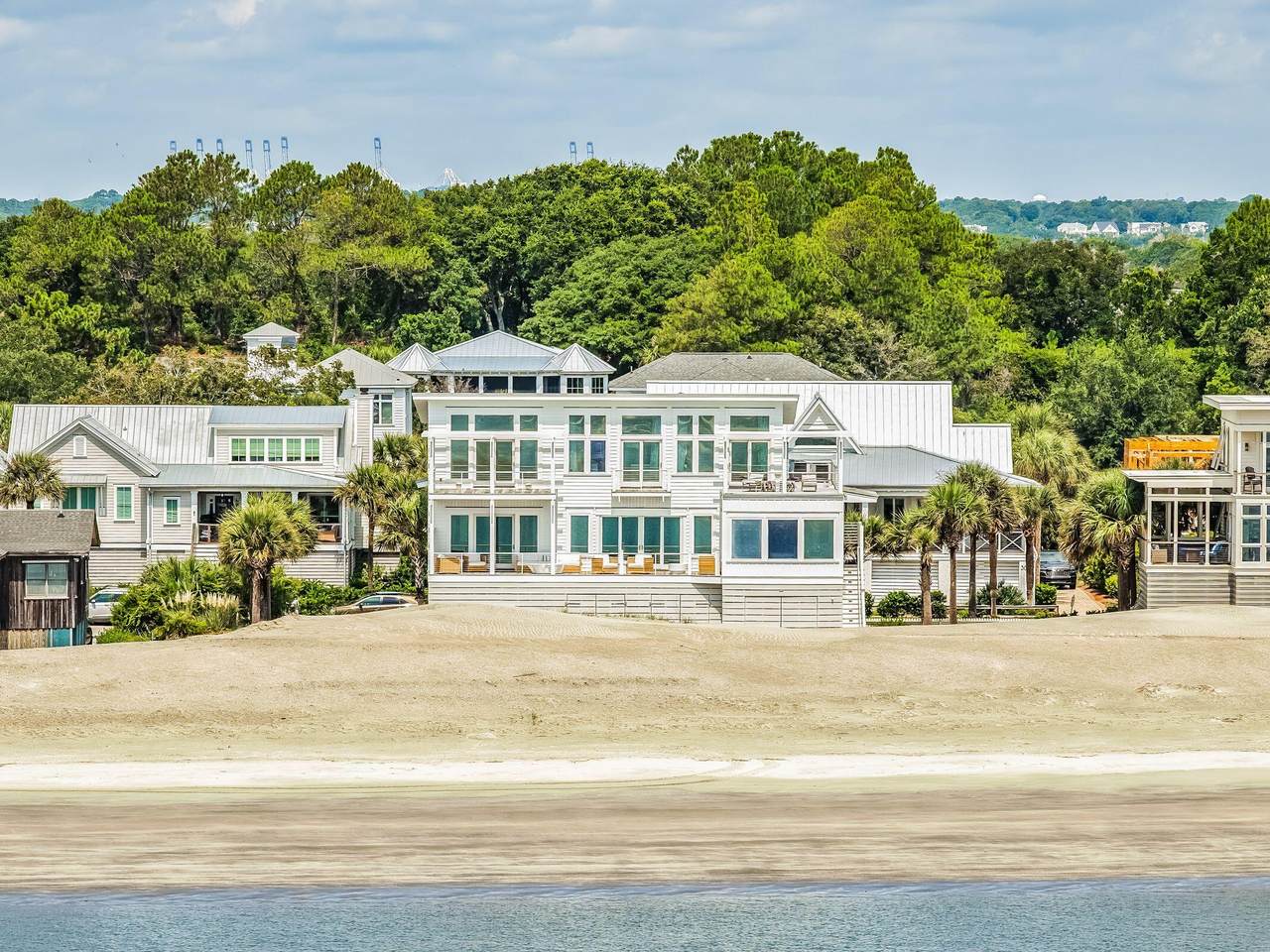 https://bt-photos.global.ssl.fastly.net/charleston/1280_boomver_1_26024639-2.jpg