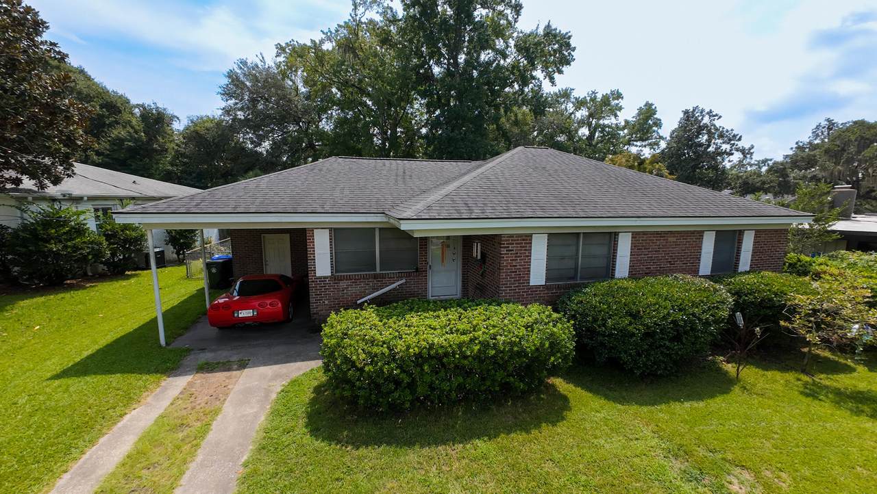 53 Chadwick Drive - Photo 1