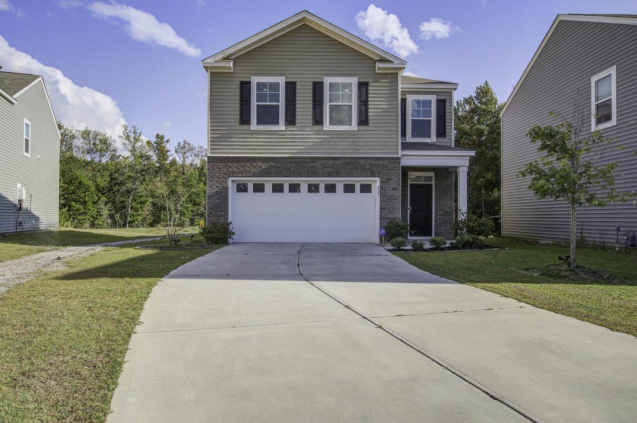 827 Kirby Court - Photo 1