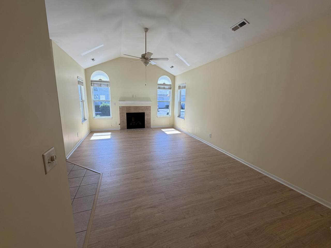 https://bt-photos.global.ssl.fastly.net/charleston/1280_boomver_1_26024903-2.jpg