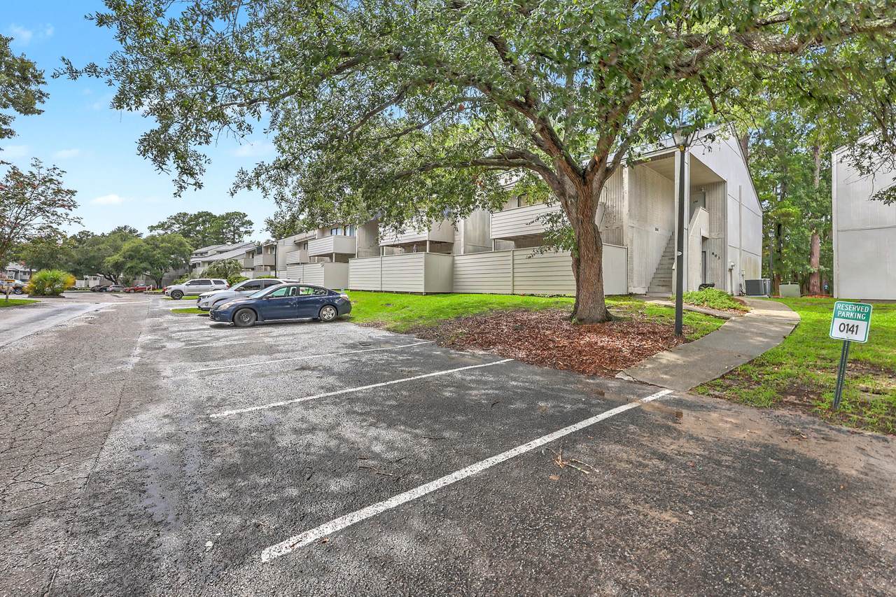 806 Greenmeadow Drive - Photo 1