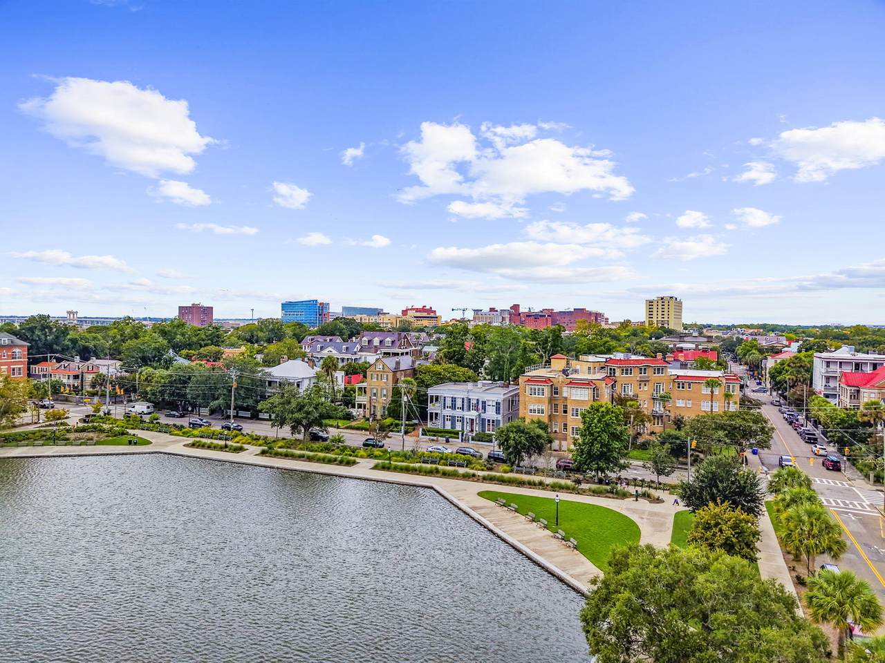 https://bt-photos.global.ssl.fastly.net/charleston/1280_boomver_1_26025194-2.jpg