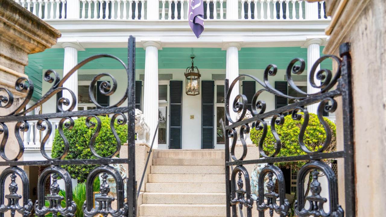 https://bt-photos.global.ssl.fastly.net/charleston/1280_boomver_1_26025378-2.jpg
