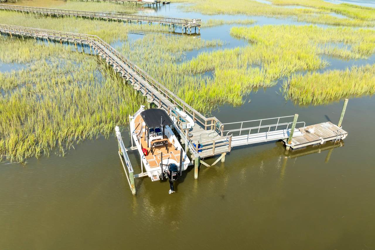 https://bt-photos.global.ssl.fastly.net/charleston/1280_boomver_1_26025585-2.jpg