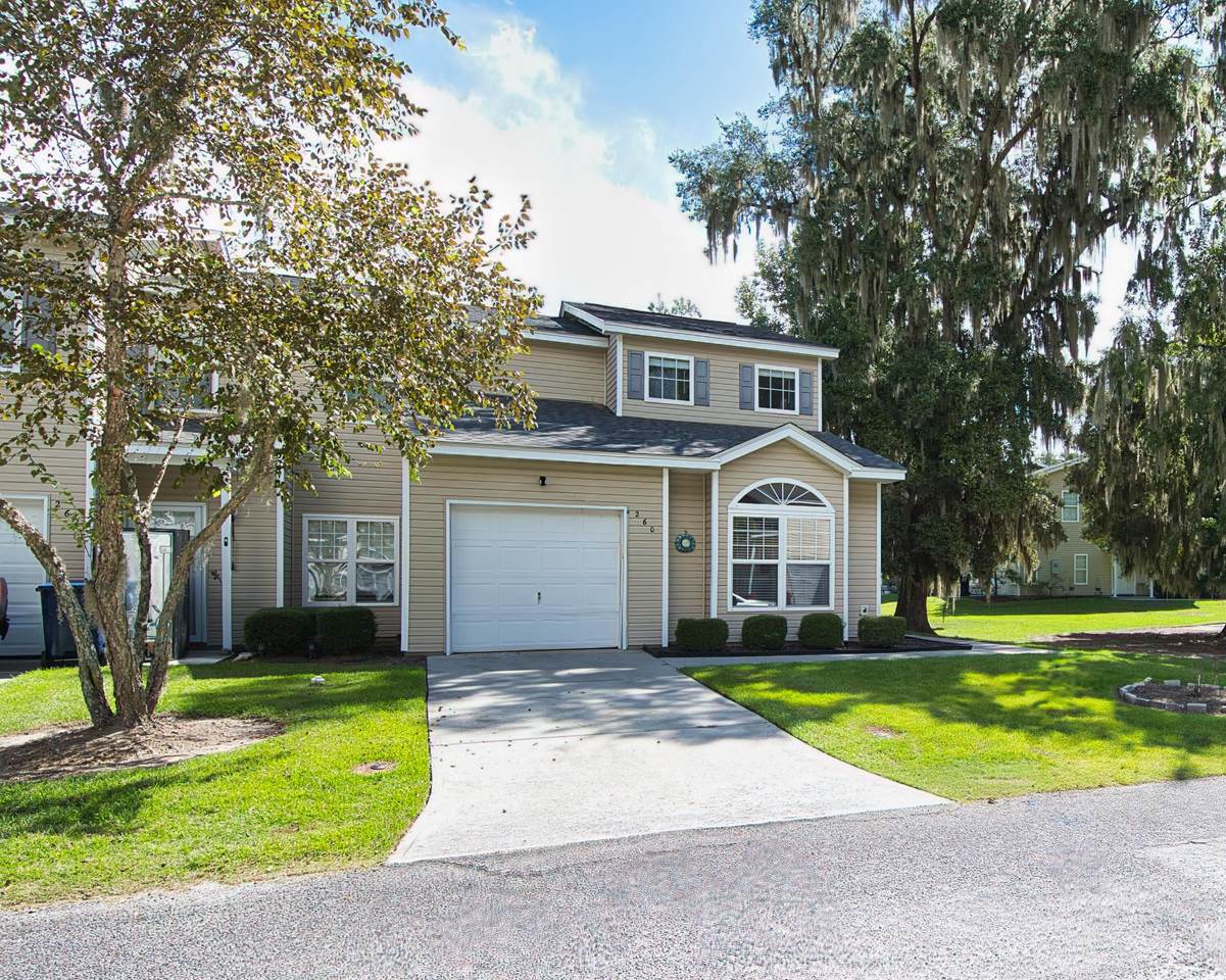 260 Grand Oaks Drive - Photo 1