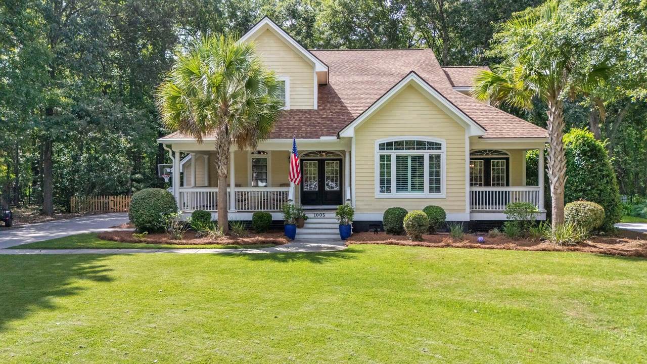 1005 Island Crossing Drive - Photo 1