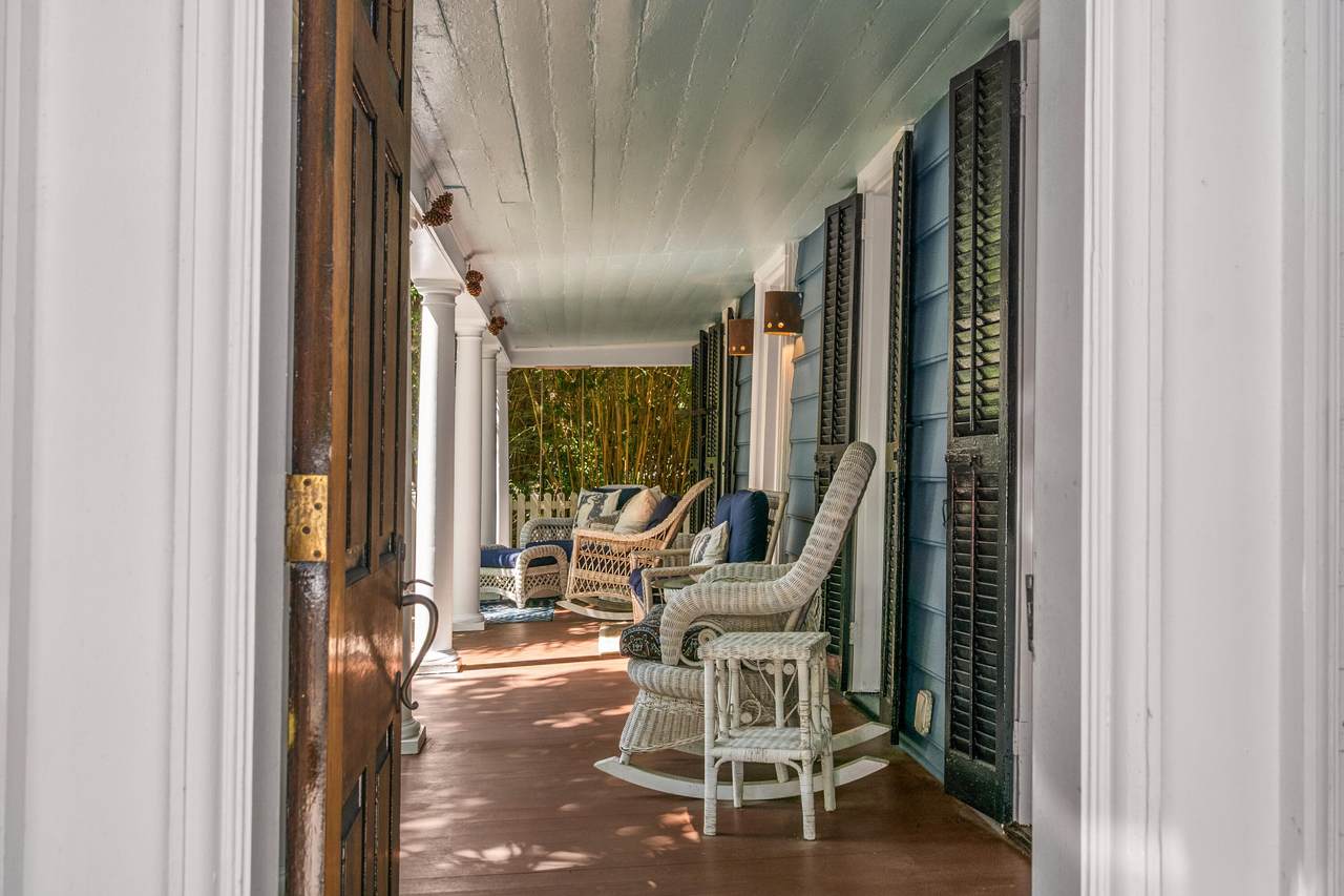 https://bt-photos.global.ssl.fastly.net/charleston/1280_boomver_1_26026198-2.jpg