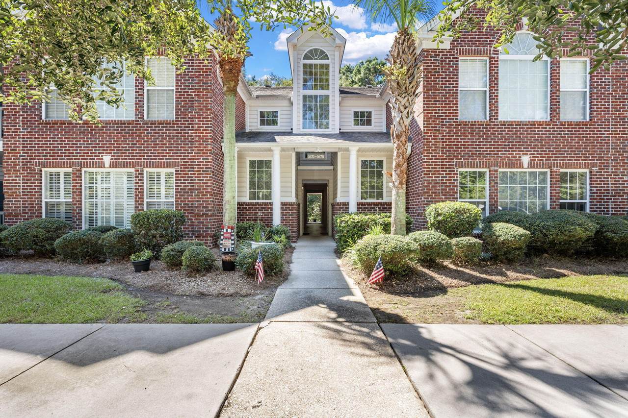 1678 Camfield Lane - Photo 1