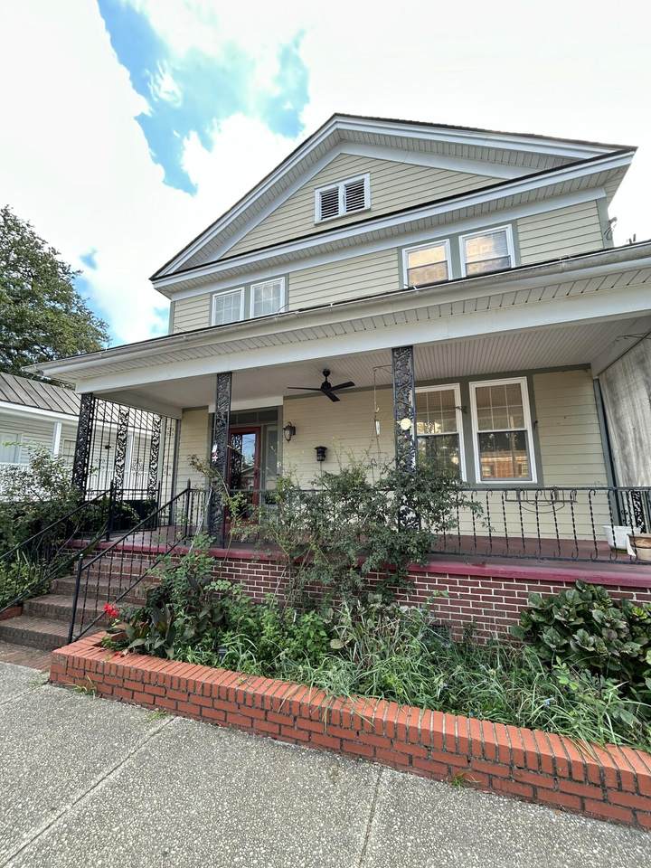 9 Ashton Street - Photo 1