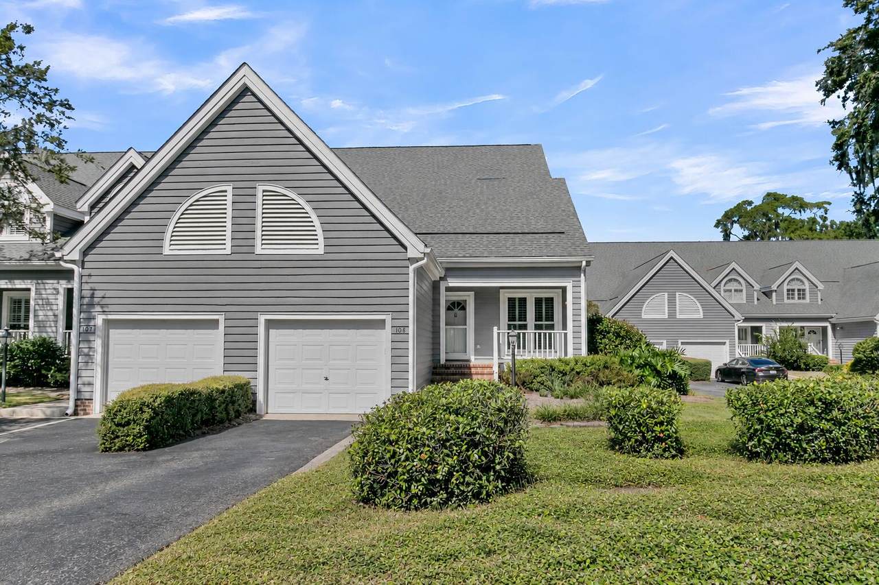 108 Waterfront Plantation Drive - Photo 1