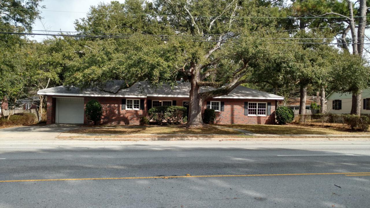 530 St Andrews Boulevard - Photo 1
