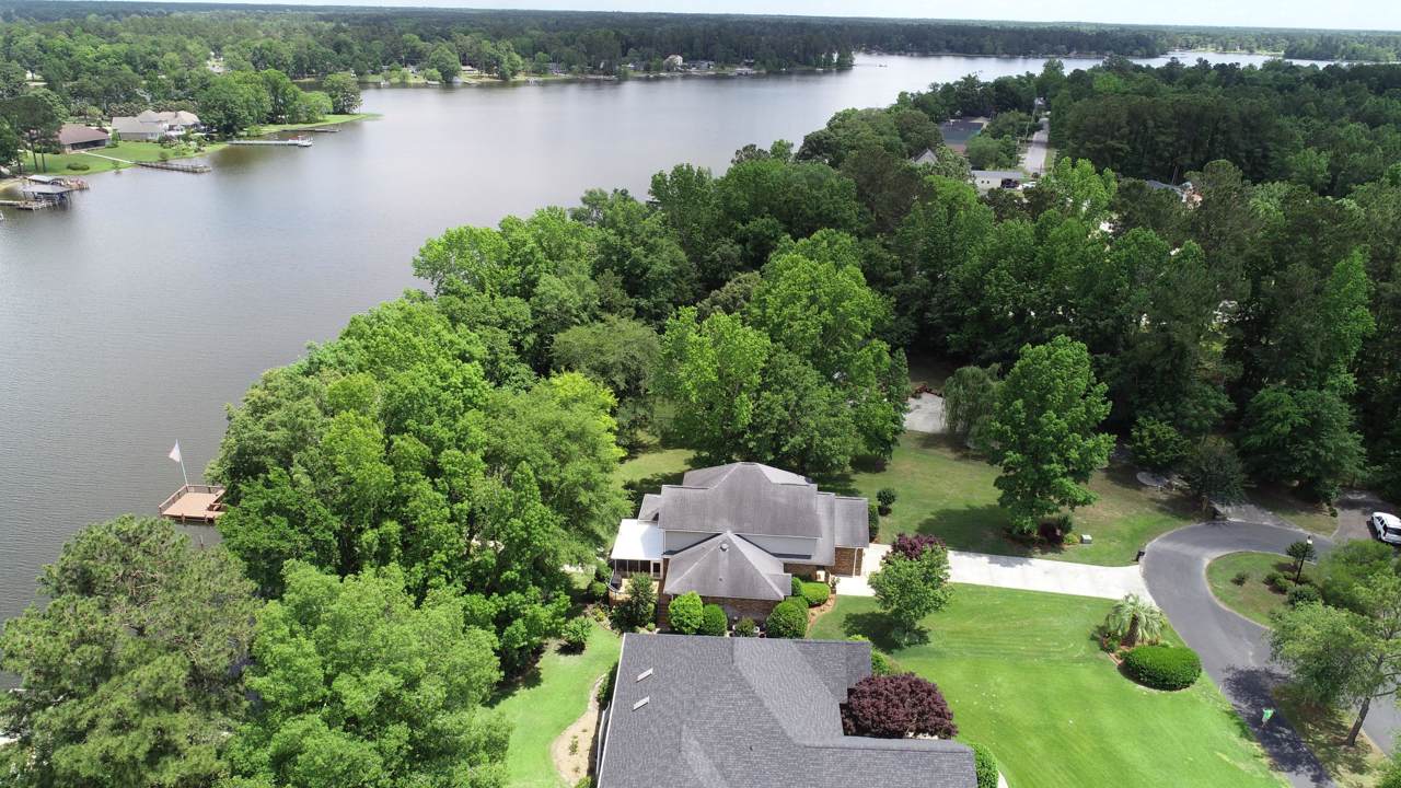 8 Woodlake Drive - Photo 1