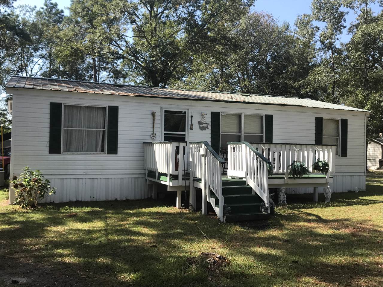 221 Lafayette Lane - Photo 1