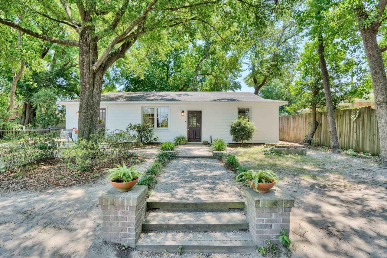 4114 O'hear Avenue - Photo 1