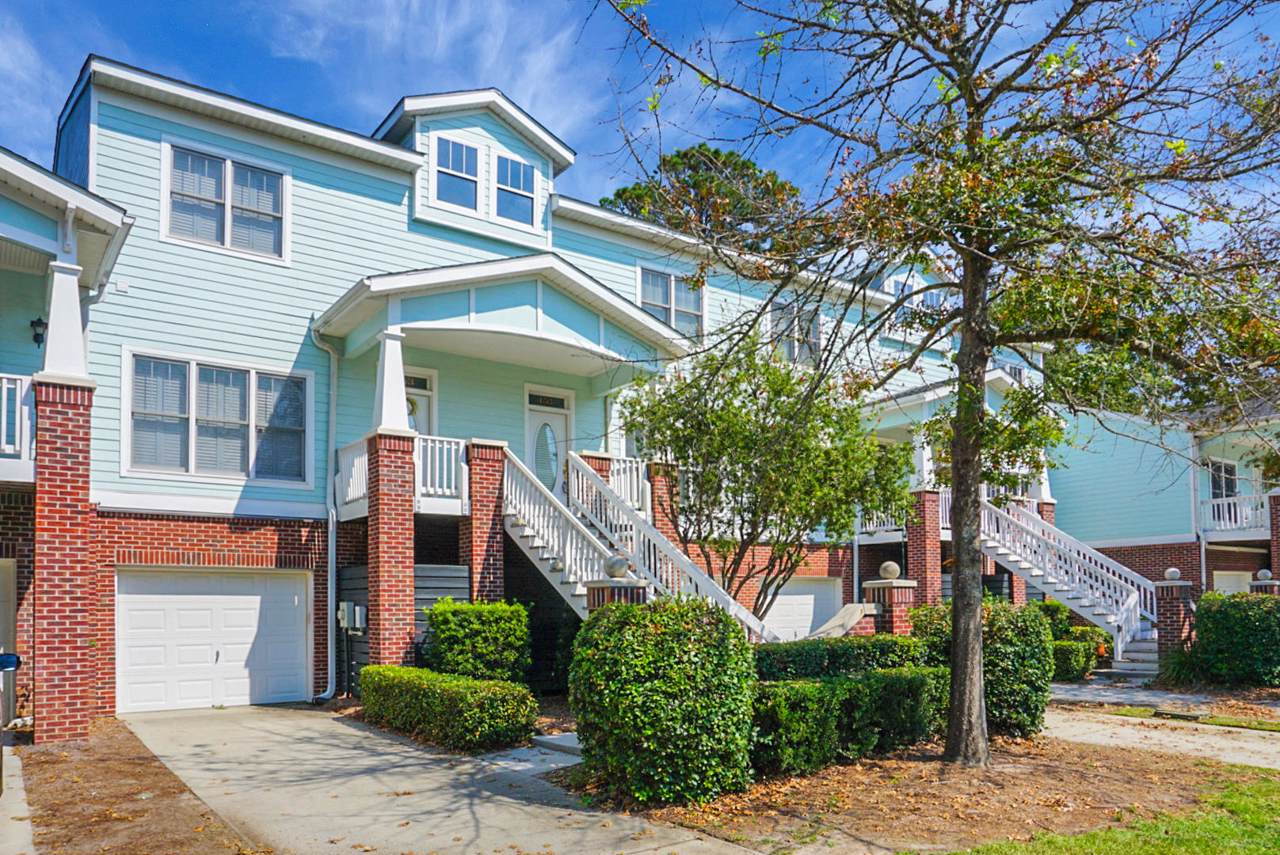 157 Etiwan Pointe Drive - Photo 1