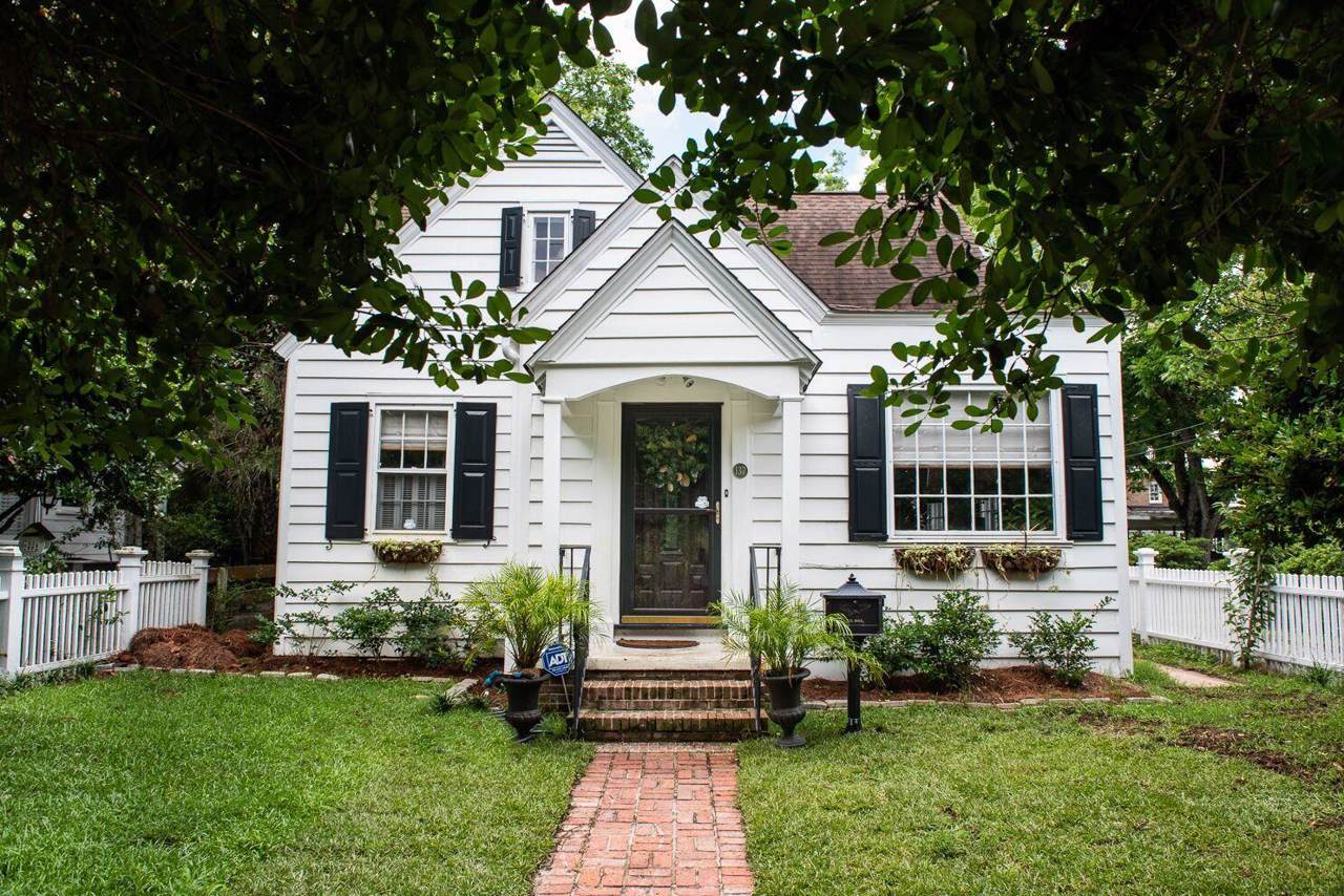 137 Beaufain Street - Photo 1
