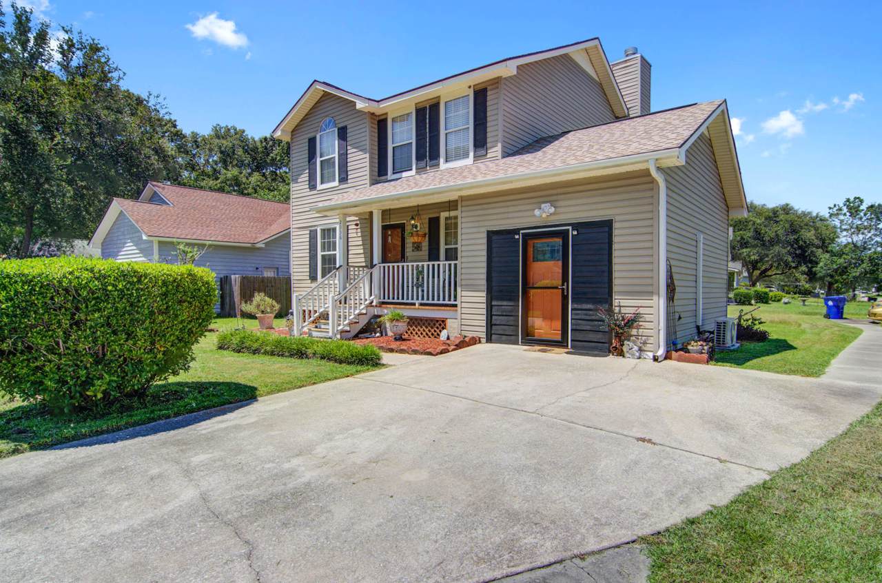 2336 England Street - Photo 1