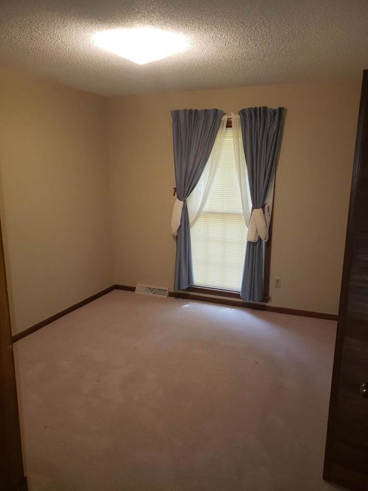 111 Kensington Place - Photo 1