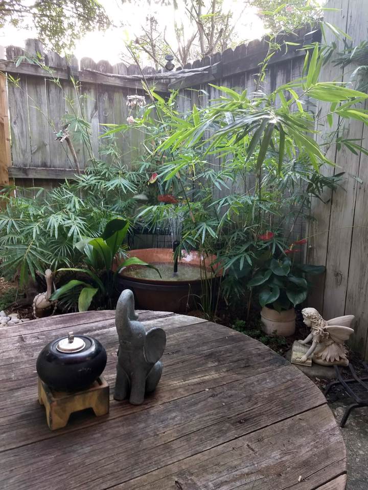 8022 Thelen Street - Photo 1