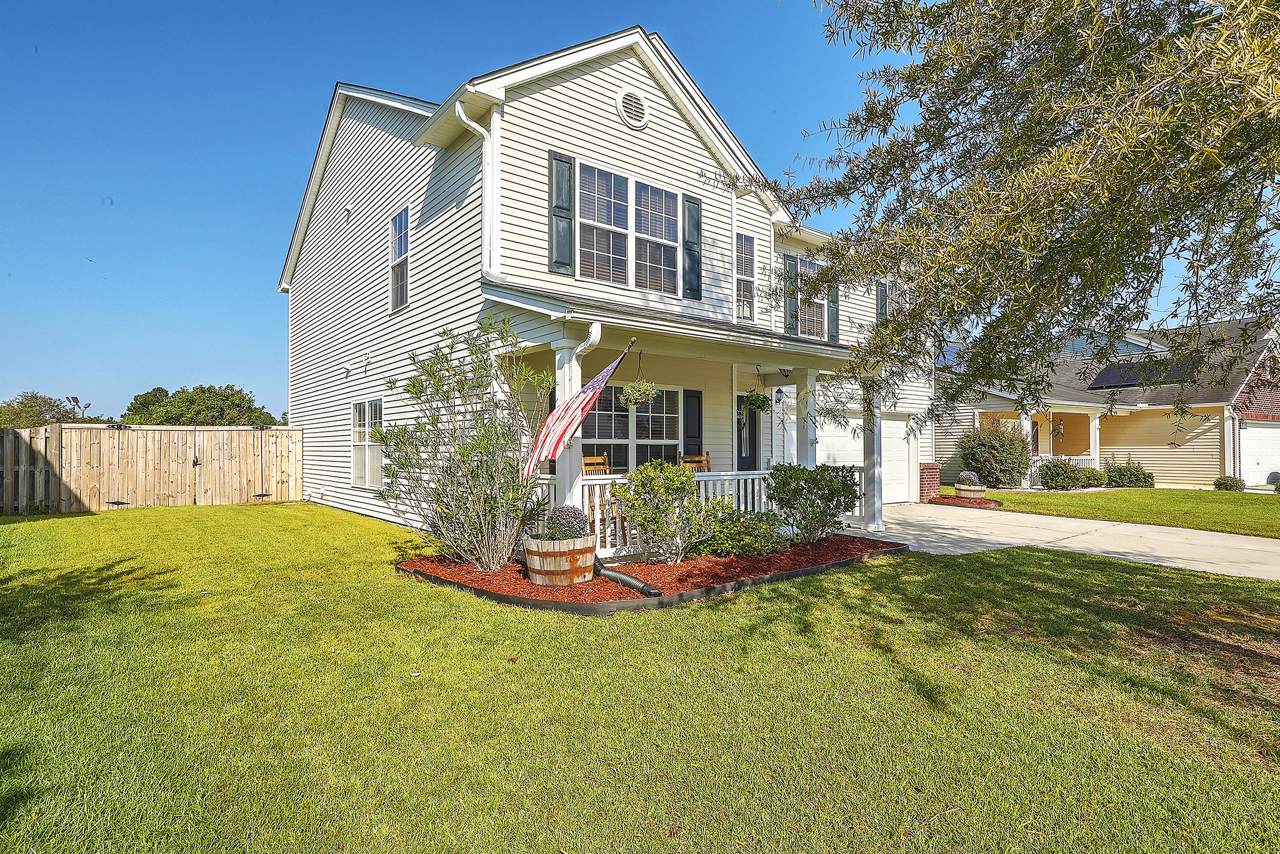 430 Dovetail Circle - Photo 1