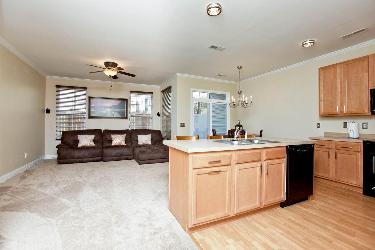 9637 Scarborough Court - Photo 1