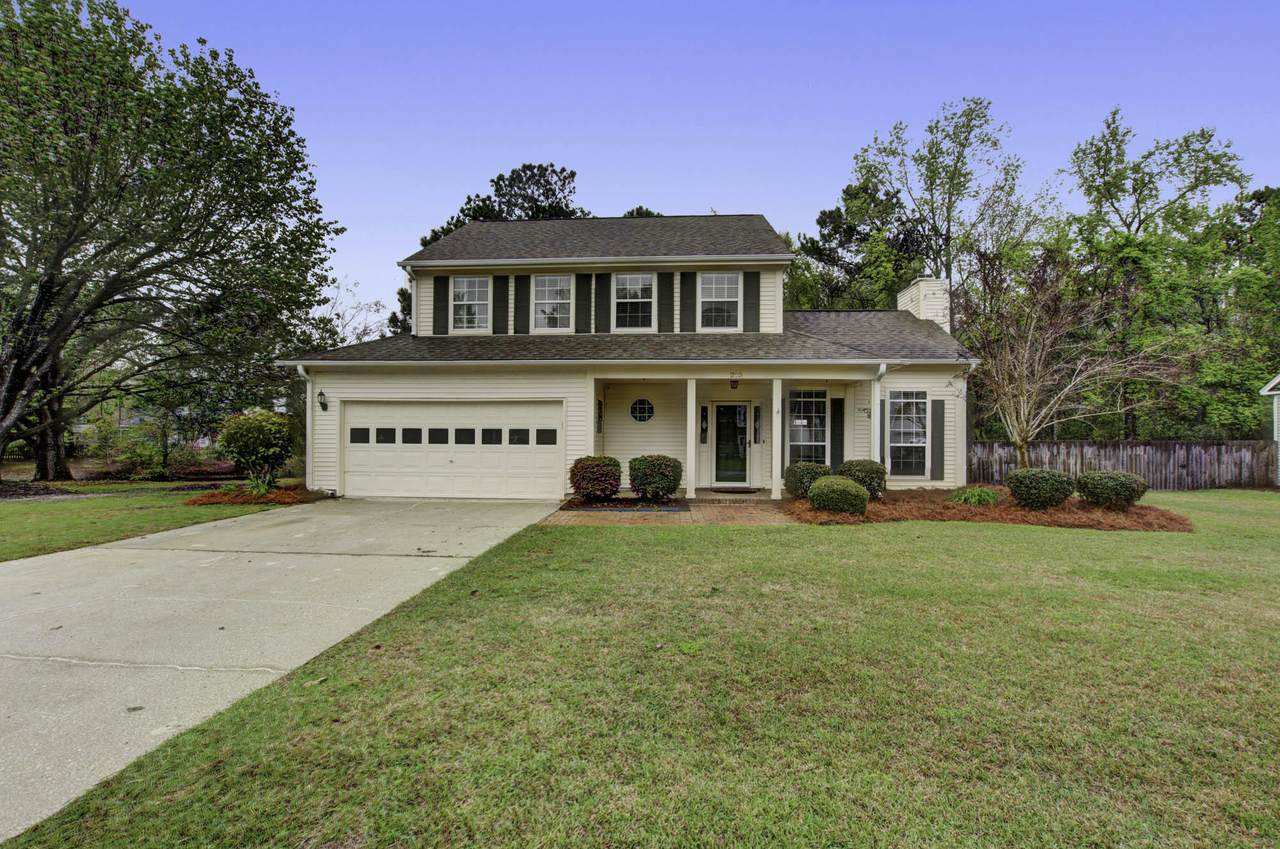 205 Saint Awdry Street - Photo 1