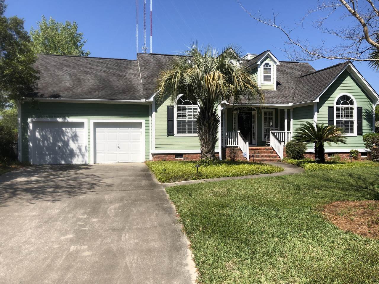 1385 Woodlock Road - Photo 1