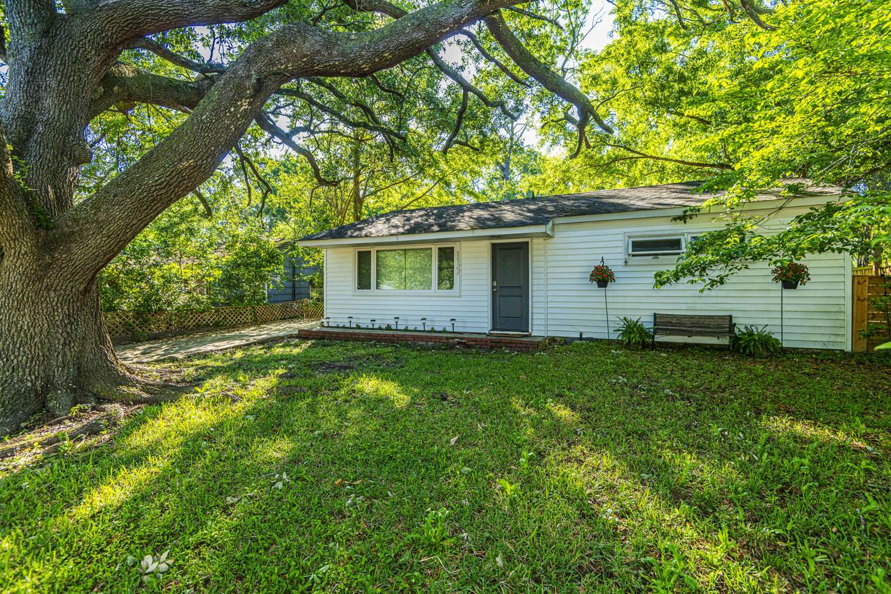 1127 Mount Batten Drive - Photo 1 1127 Mount Batten Drive - Photo 1