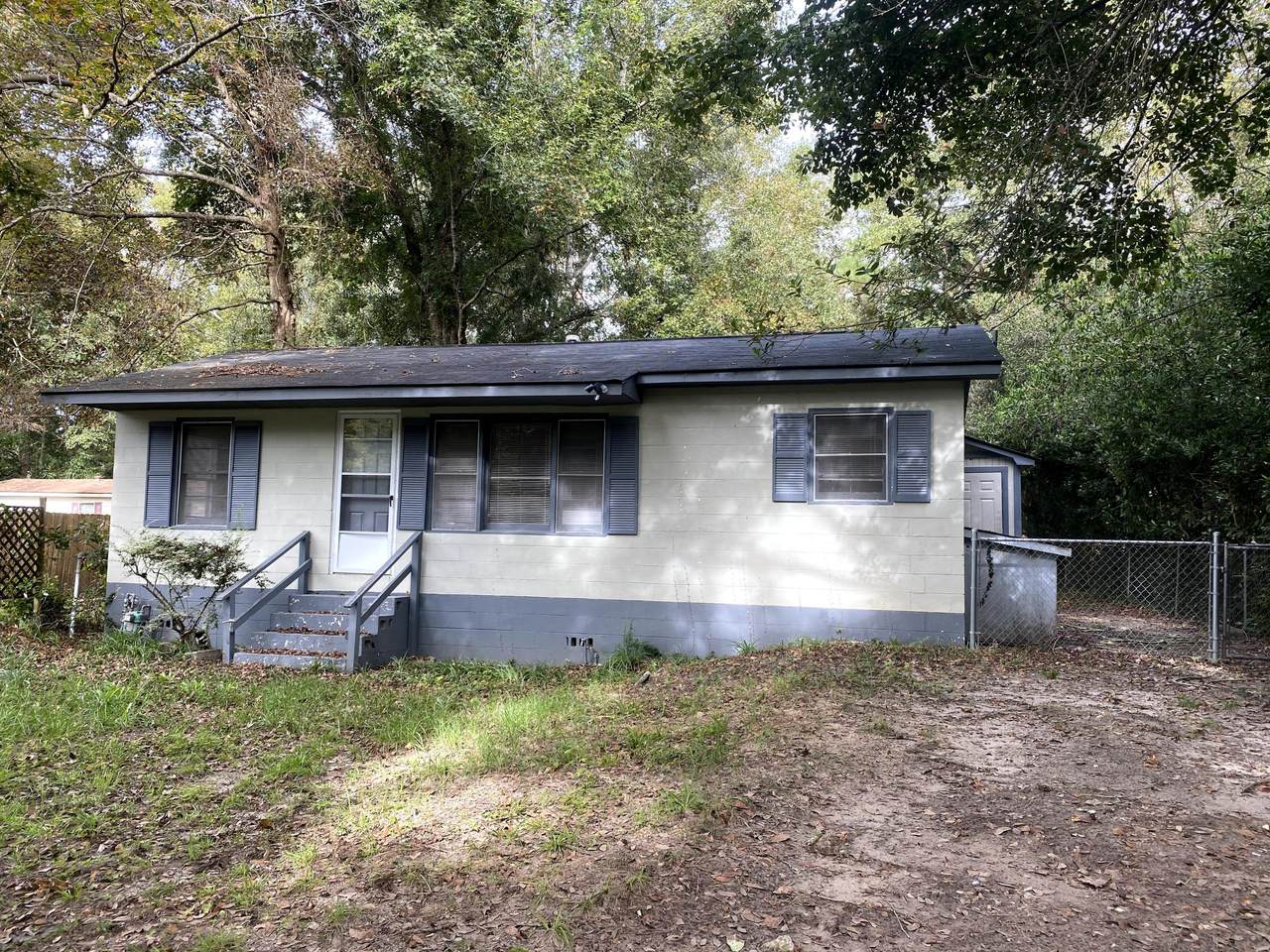 1532 Joan Street - Photo 1