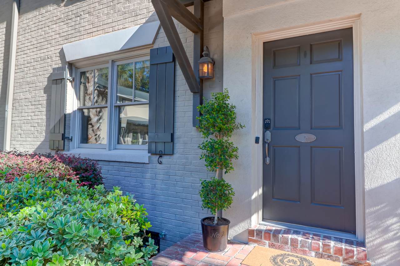 552 Savannah Highway - Photo 1