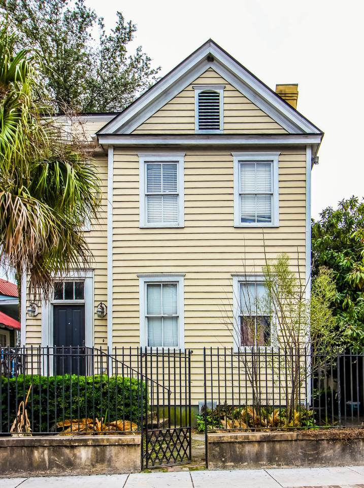8 President Place - Photo 1