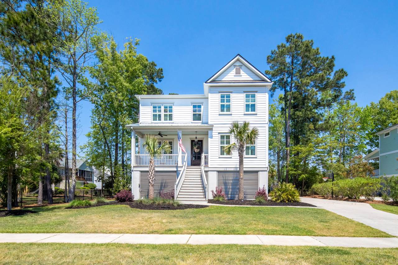 1633 Rivertowne Country Club Drive - Photo 1