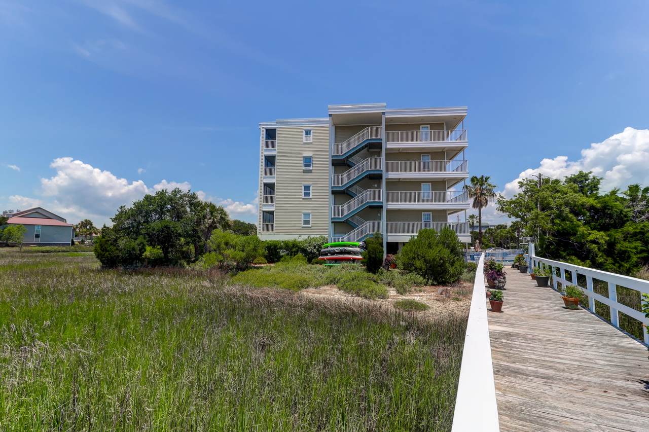 2395 Folly Road - Photo 1
