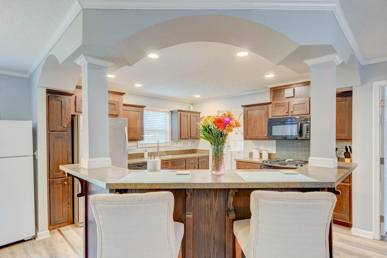 213 Gross Avenue - Photo 1