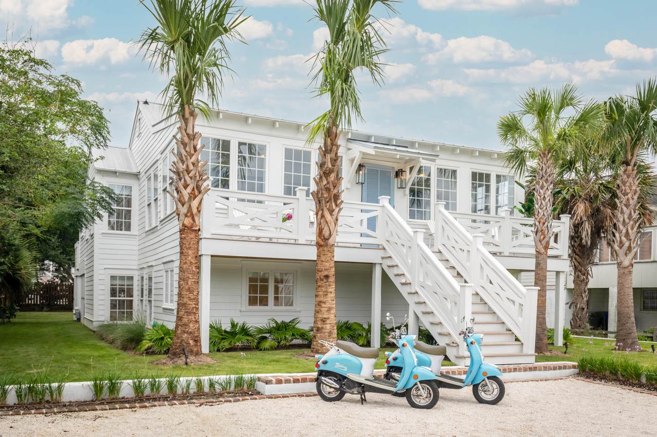 605 Ocean Boulevard - Photo 1
