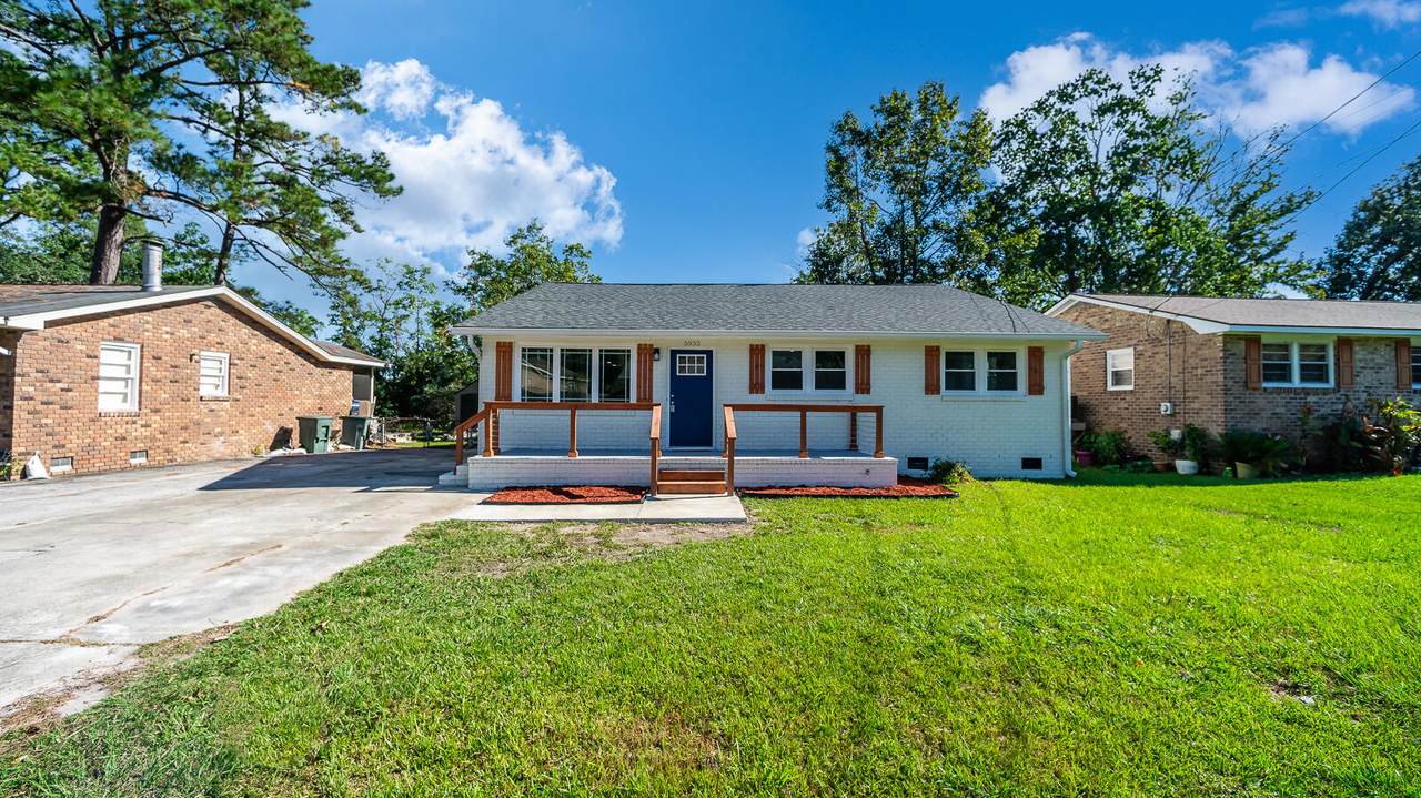 5932 Maple Street - Photo 1